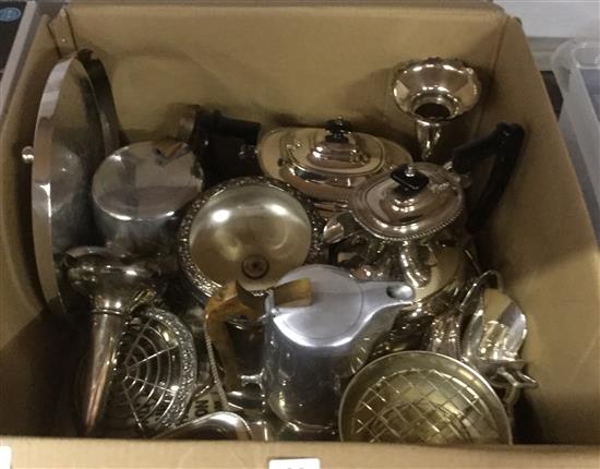 Qty silver plated items inlcuding tea set, trays, etc